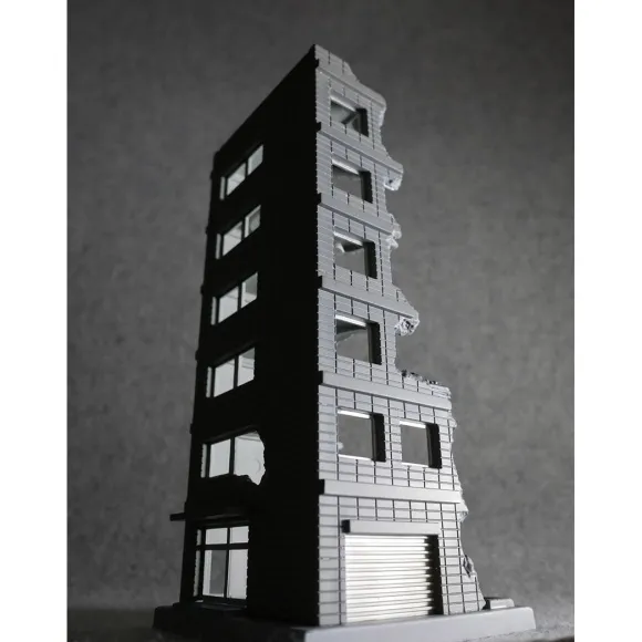 1/144 DCM02 Dio-Com Destroyed Building A