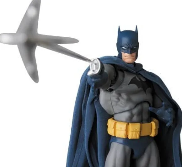 MAFEX Batman "Hush"