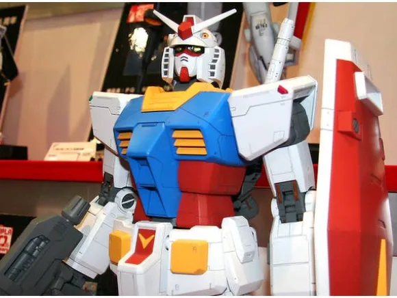 1/48 MEGA SIZE MODEL Gundam