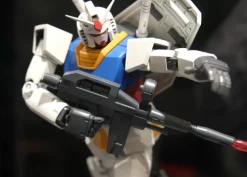 1/100 MG RX-78-2 Gundam Ver.2.0