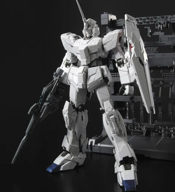 1/100 MG Unicorn Gundam HD Color + MS Cage