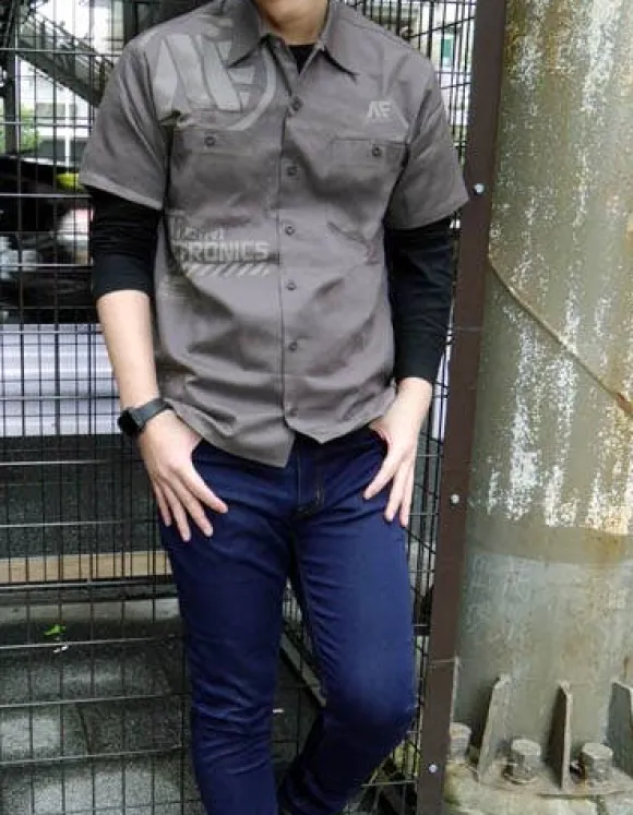 Mobile Suit Zeta Gundam: Anaheim Electronics Design Work Shirt: XL