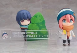 Nendoroid Nadeshiko Kagamihara: Solo Camp Ver. DX Edition (Laid-Back Camp)