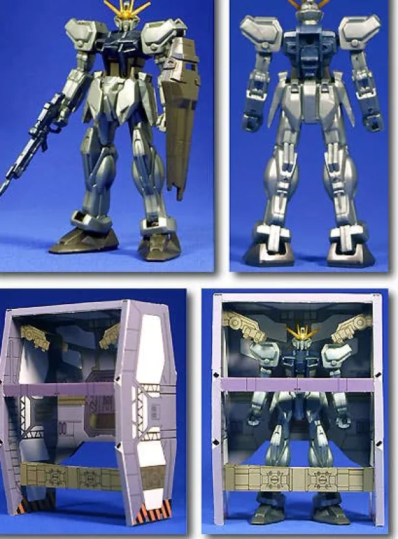 Newtype 2003/04 w/Strike Gundam Kit