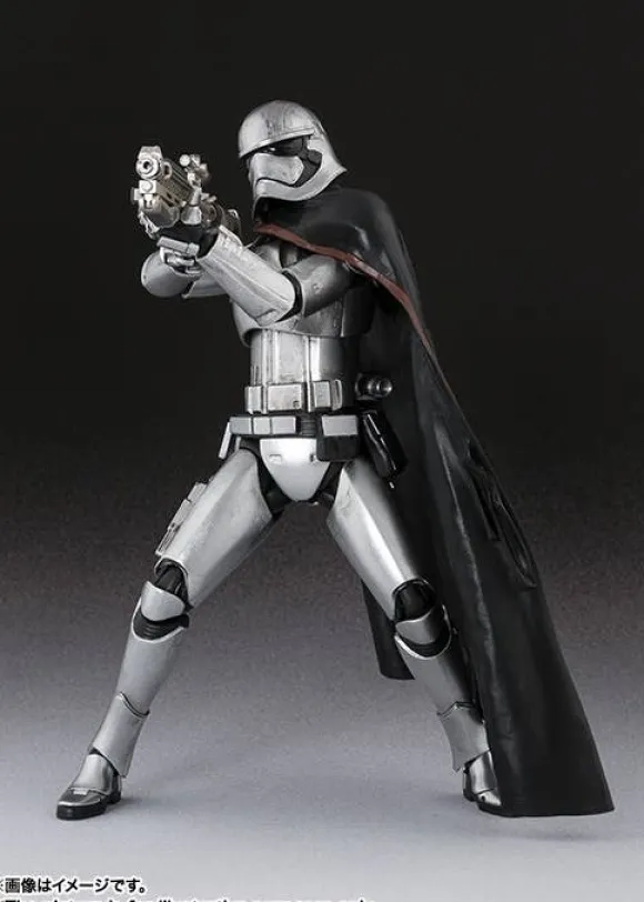 S.H.Figuarts Captain Phasma (Star Wars: The Force Awakens)