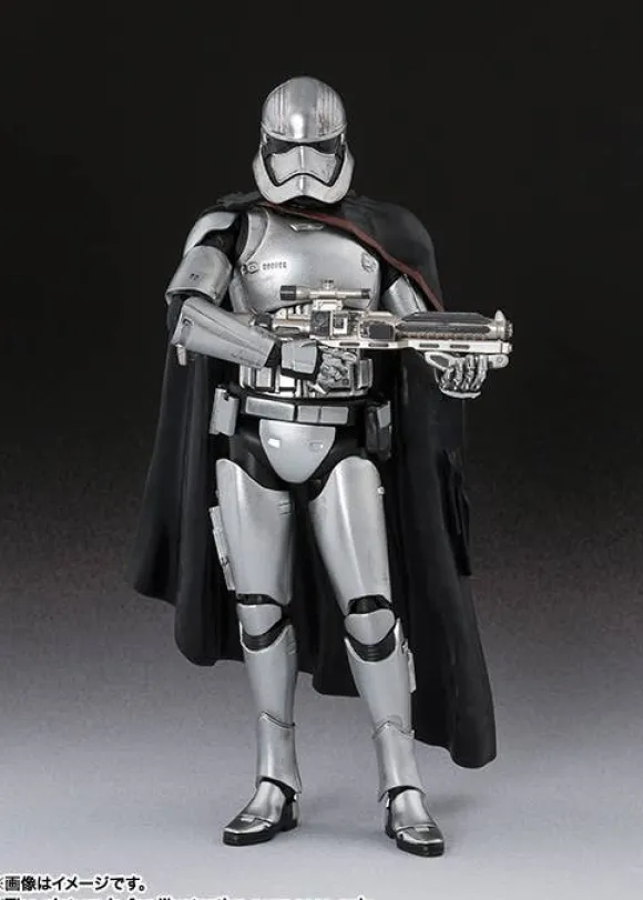 S.H.Figuarts Captain Phasma (Star Wars: The Force Awakens)