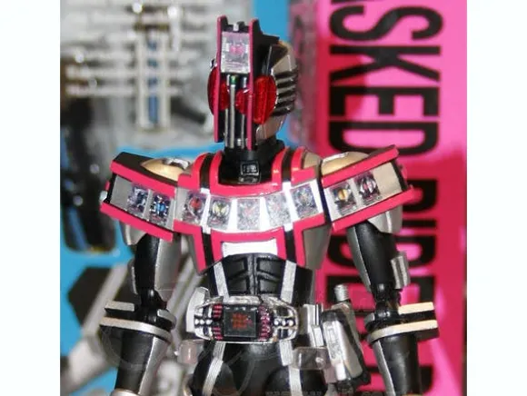 S.H.Figuarts Kamen Rider Decade Complete Form